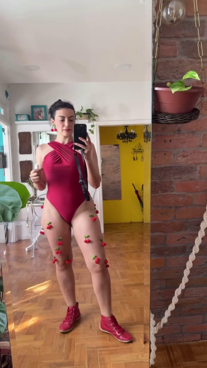 Aline Malafaia Flaunting Her Hot Body in a Spicy Tease 69