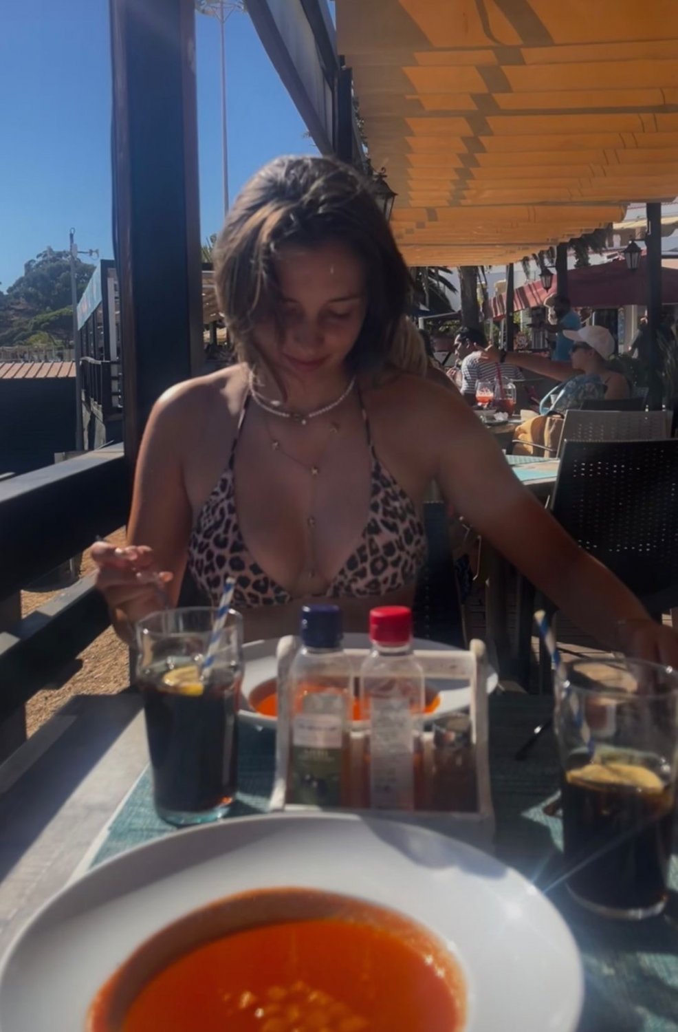 Floozy- Silke -twenty- uwielbia anal i ssie cię do sucha 6