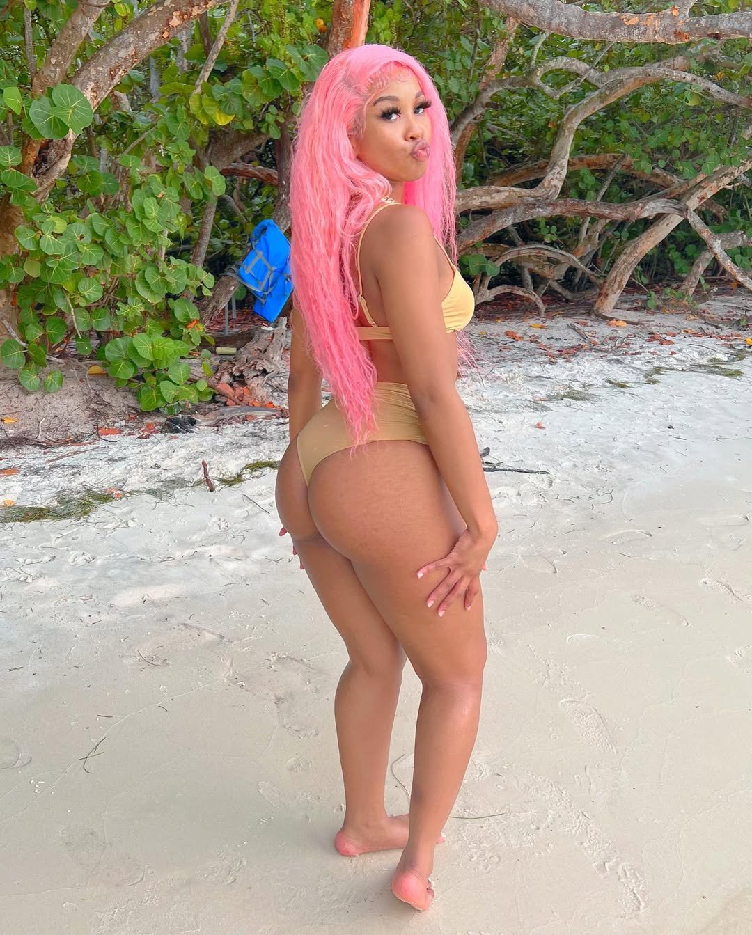 Thots de cheveux roses 9