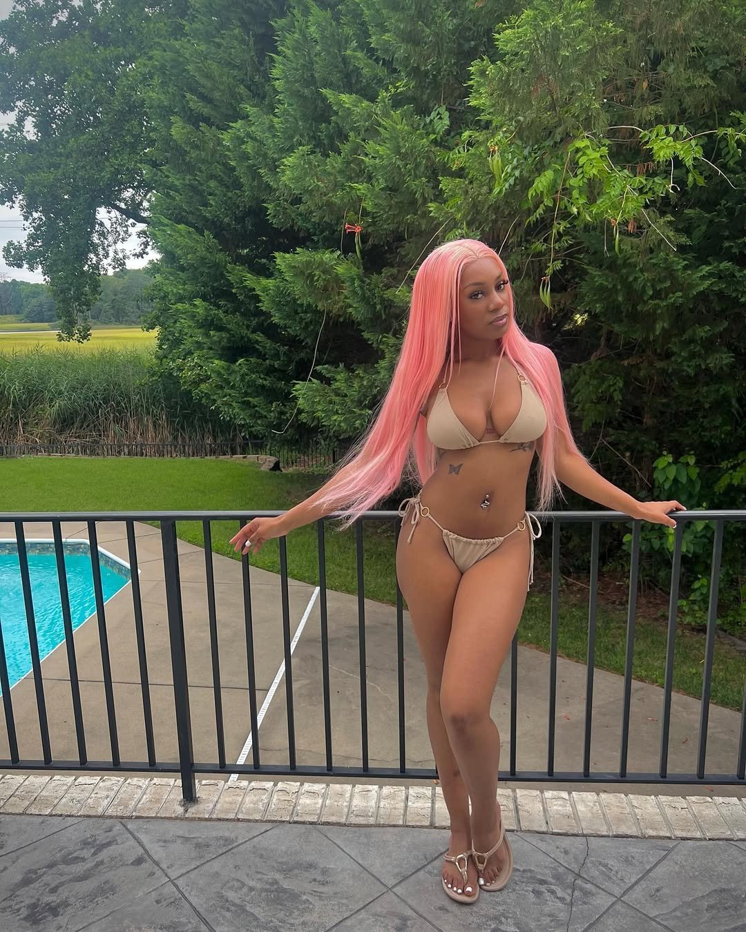 Thots de cheveux roses 19