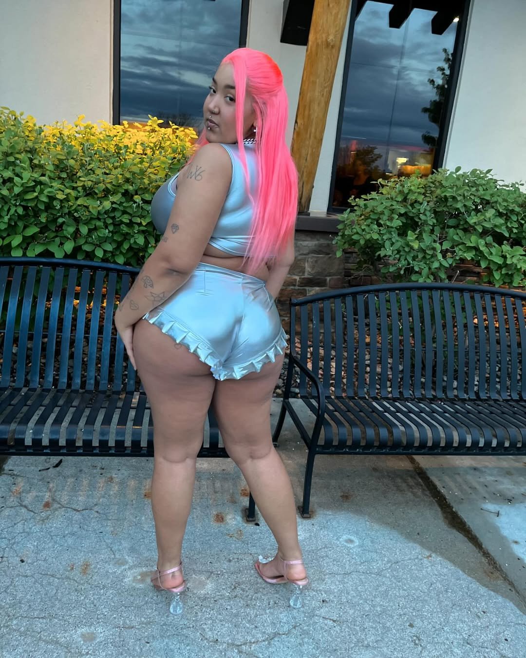 Thots de cheveux roses 25
