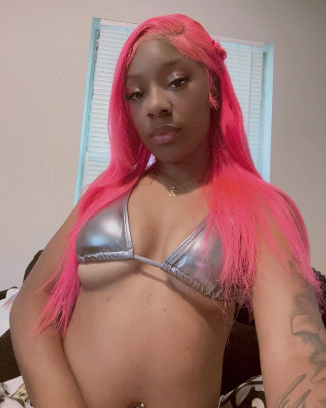 Thots de cheveux roses 31