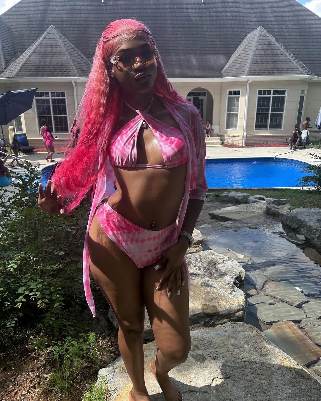 Thots de cheveux roses 38