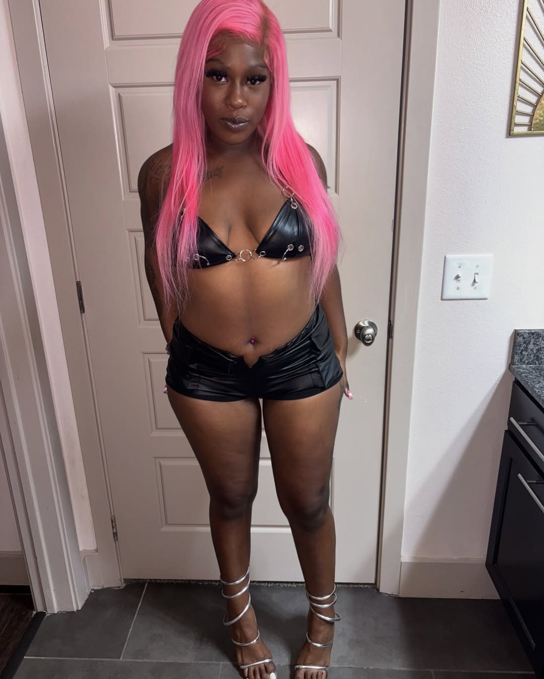 Thots de cheveux roses 41