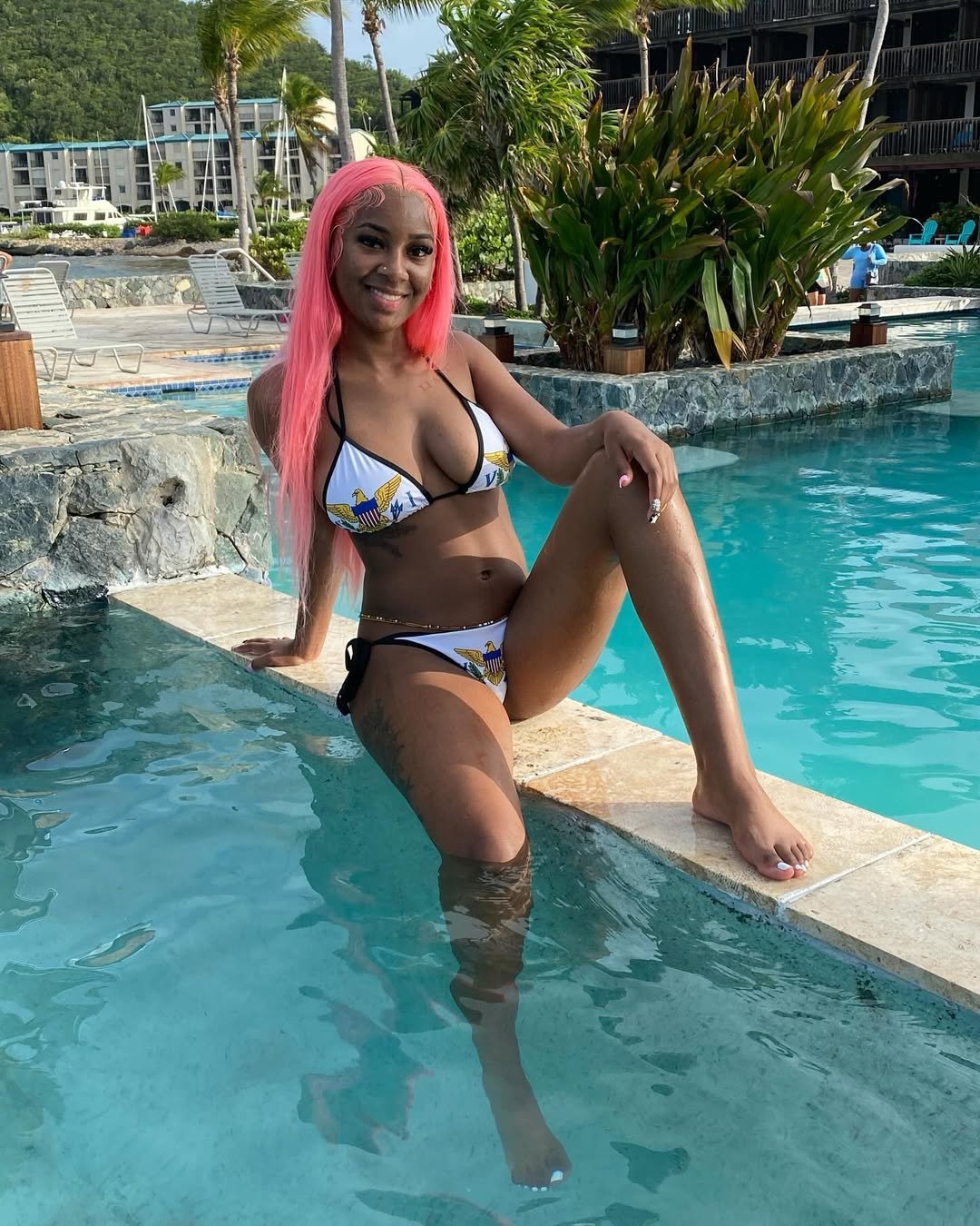 Thots de cheveux roses 44