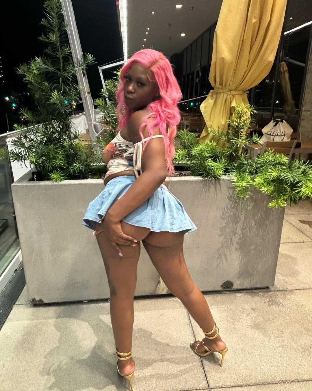 Thots de cheveux roses 50