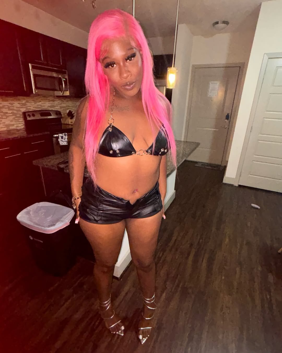 Thots de cheveux roses 51