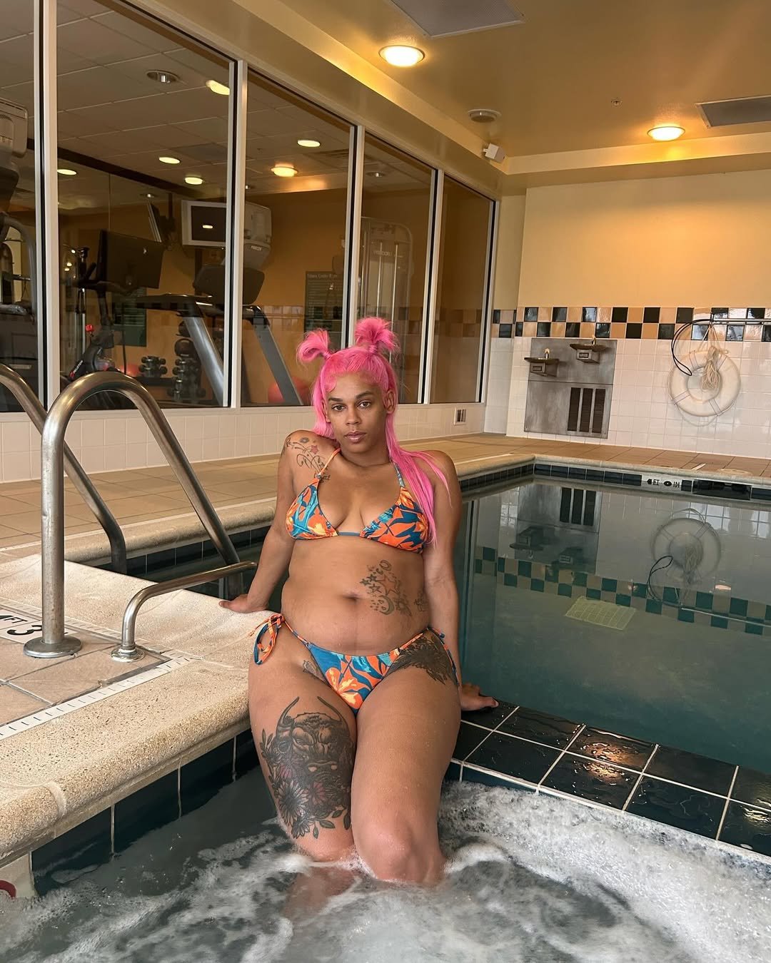 Thots de cheveux roses 63