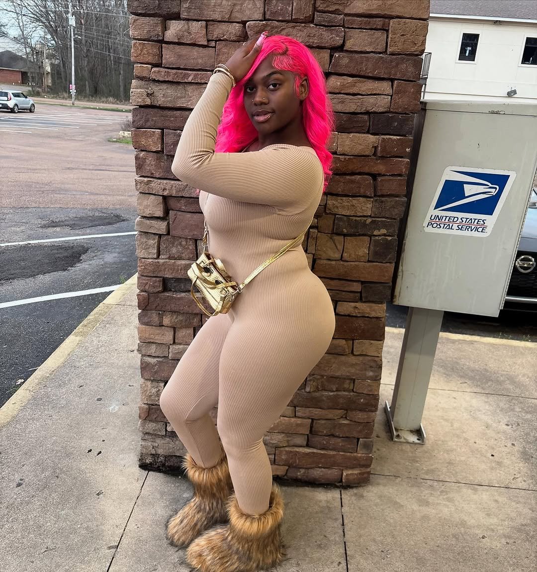 Thots de cheveux roses 89