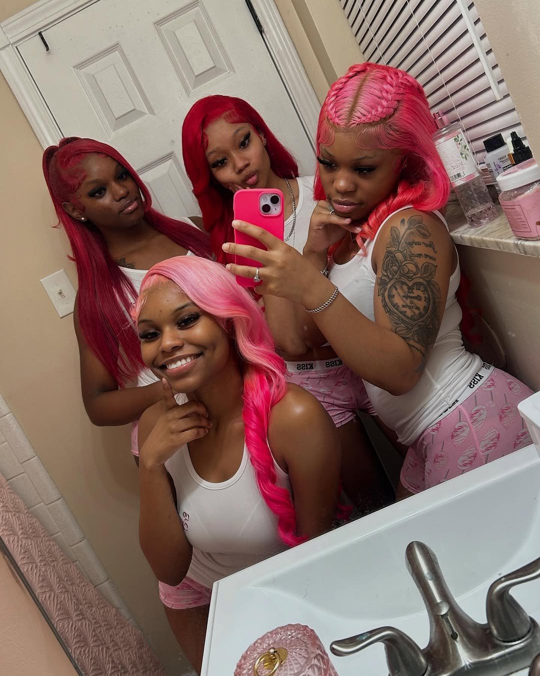 Thots de cheveux roses 92