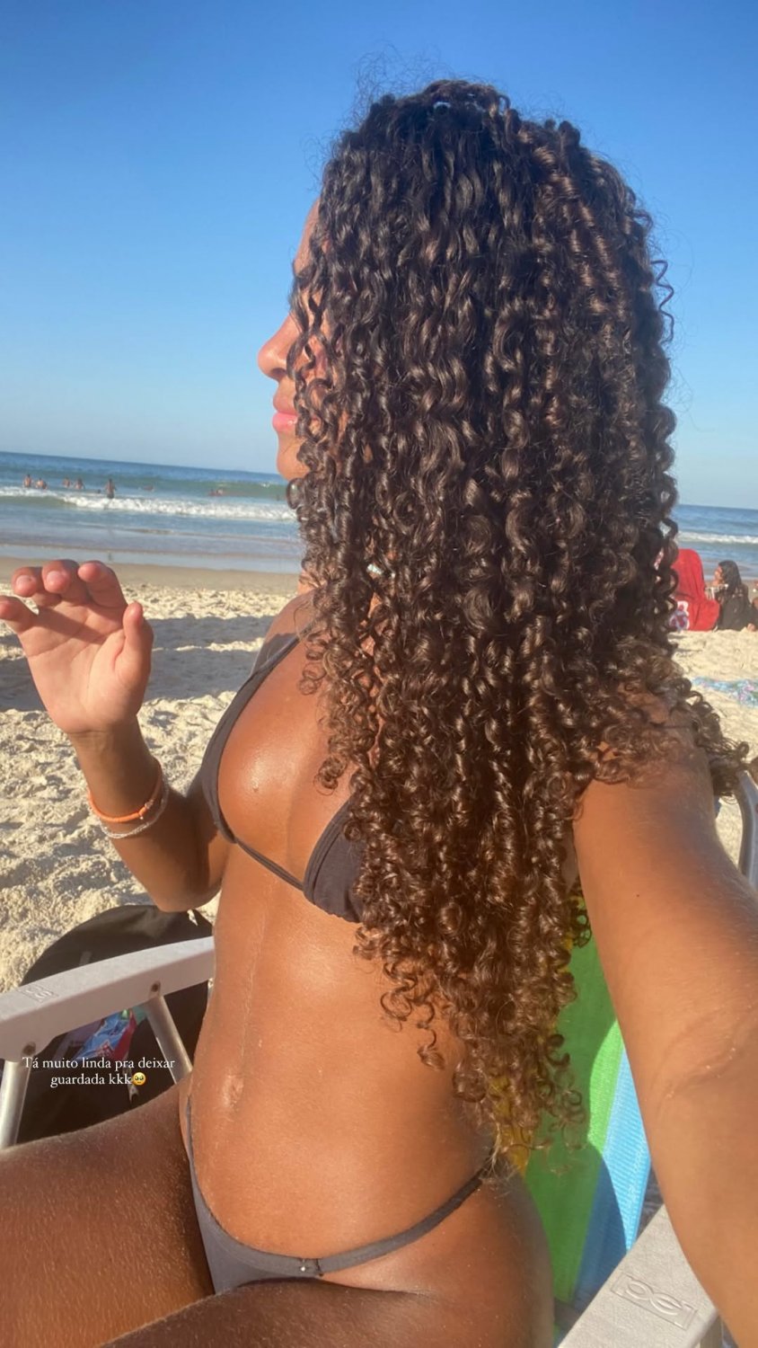 Novinha gostosa, ela tem potencial 17