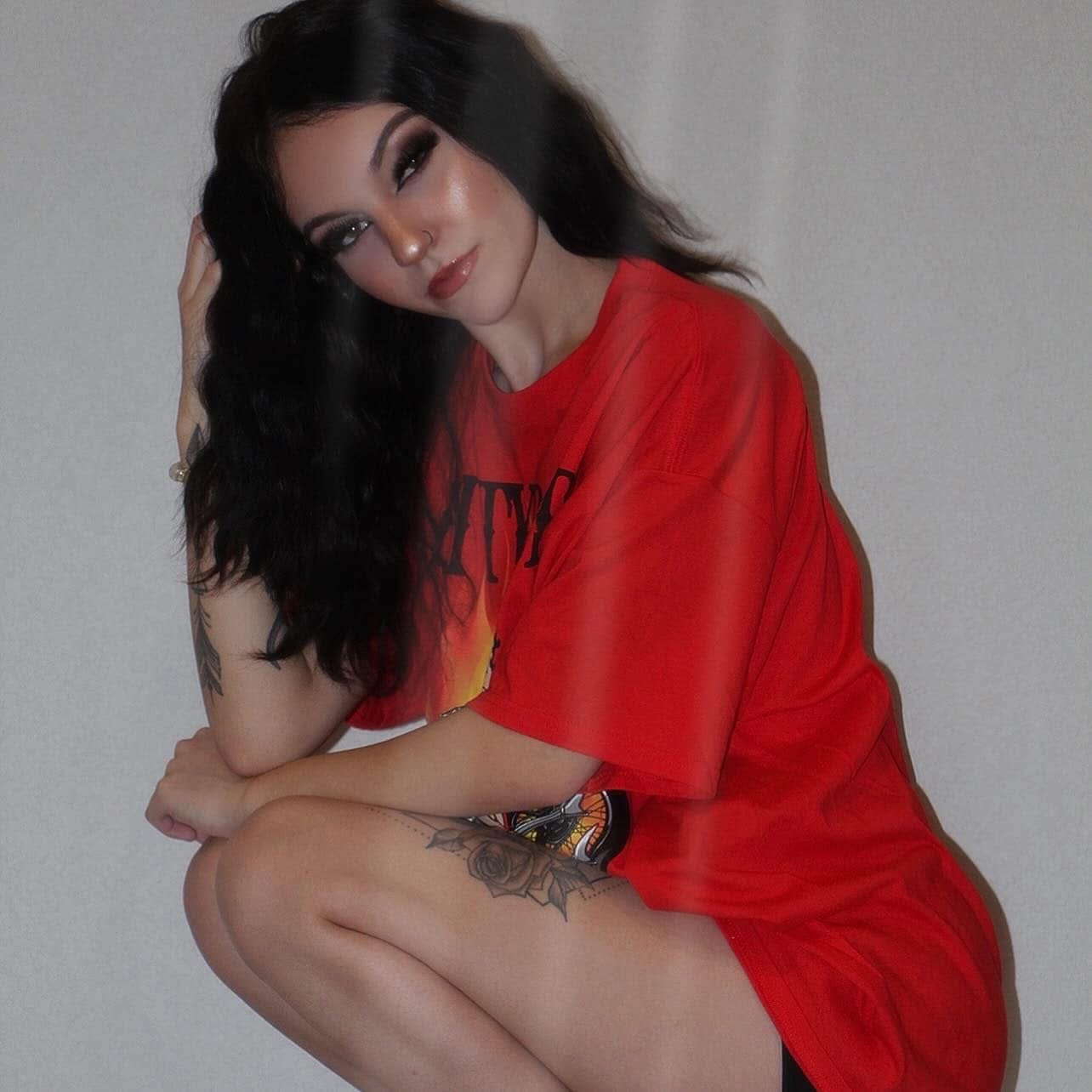 Phat Girl Miranda M Tempting and Teasing 2