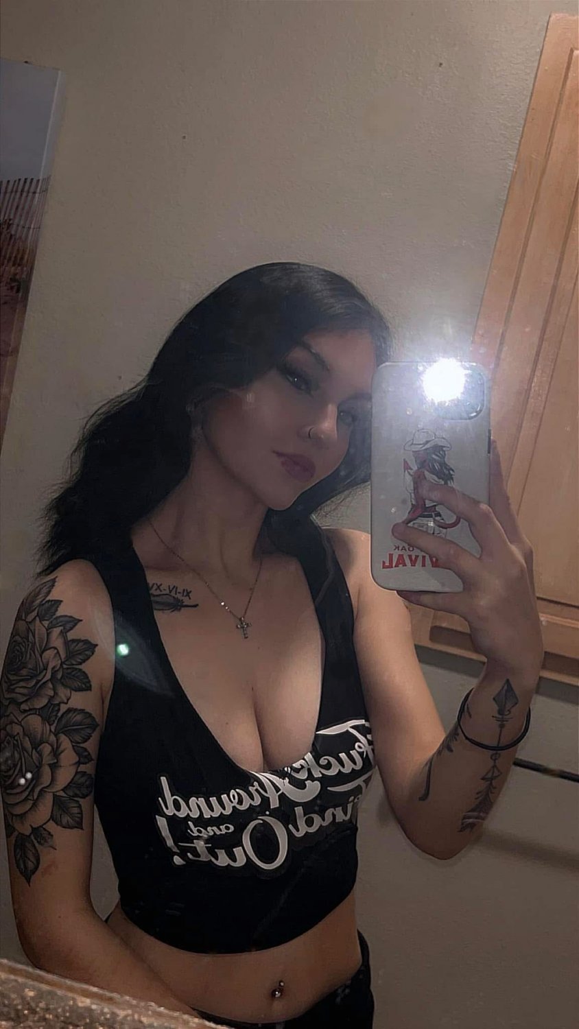 Phat Girl Miranda M Tempting and Teasing 4