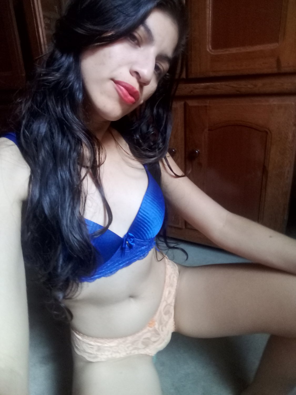 ベイブ・ソー・ホット・アイ・ウッド・リビルド・ザ・ハウス・ジャスト・フォア・ハー 7