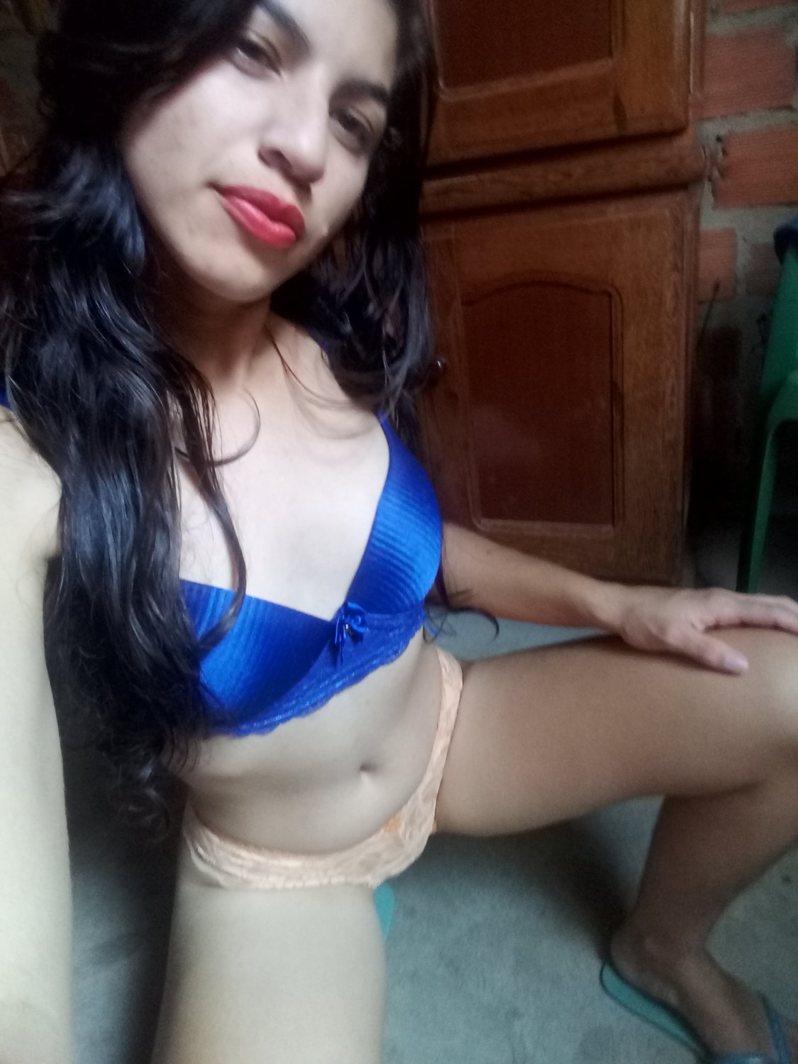 ベイブ・ソー・ホット・アイ・ウッド・リビルド・ザ・ハウス・ジャスト・フォア・ハー 8