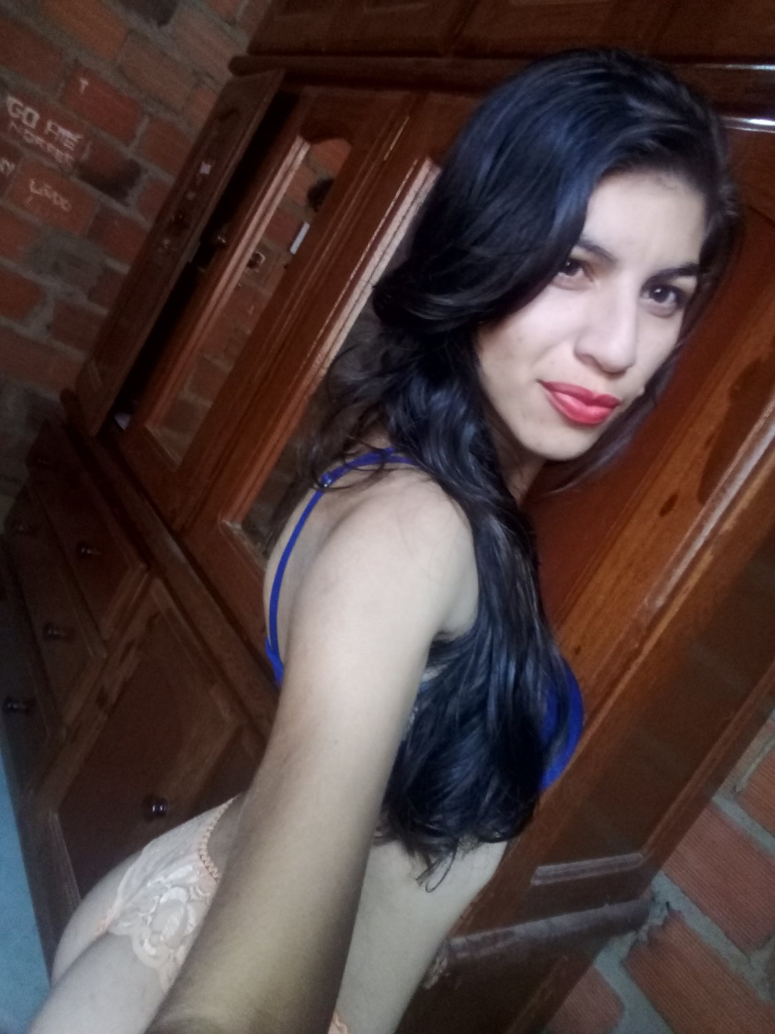 ベイブ・ソー・ホット・アイ・ウッド・リビルド・ザ・ハウス・ジャスト・フォア・ハー 9