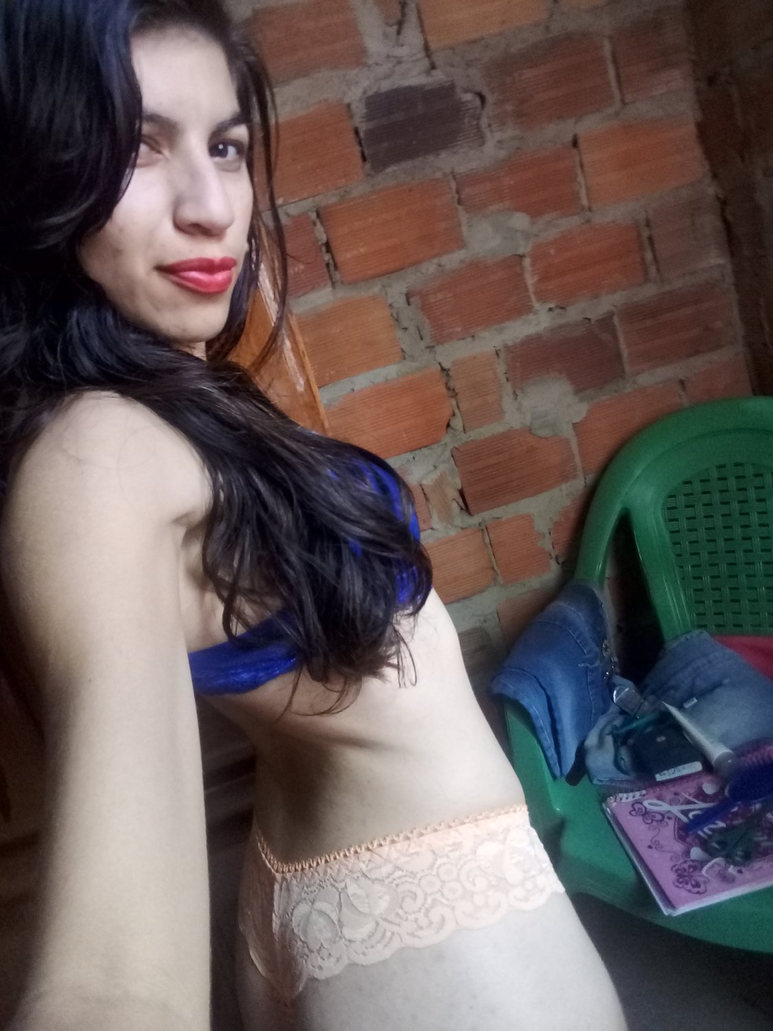 ベイブ・ソー・ホット・アイ・ウッド・リビルド・ザ・ハウス・ジャスト・フォア・ハー 10