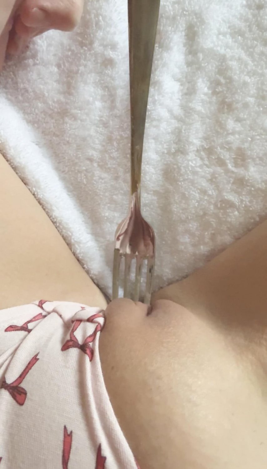 Sad Little Hussy Pleasures Herself Until She Breaks 8