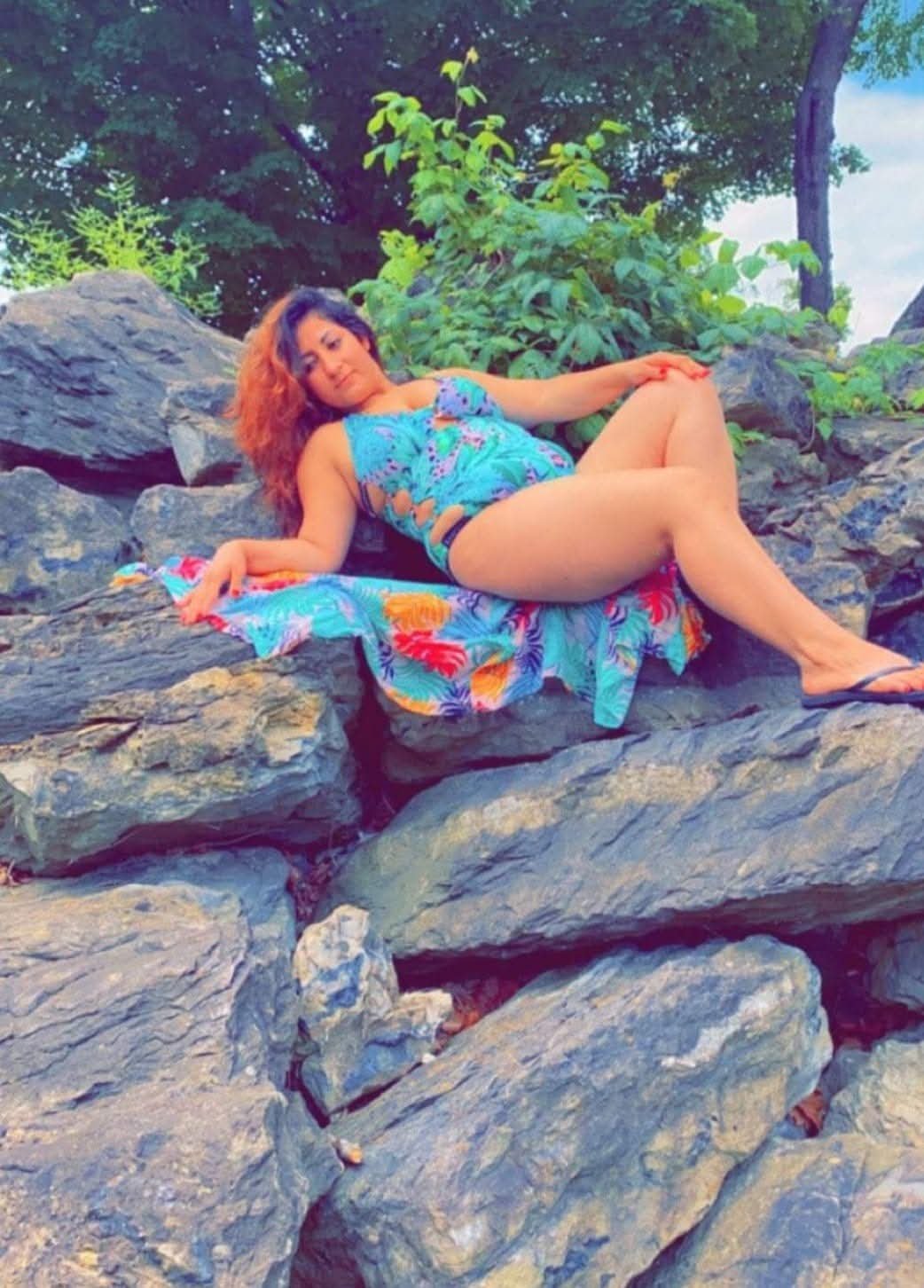 Mamma messicana attraente 9