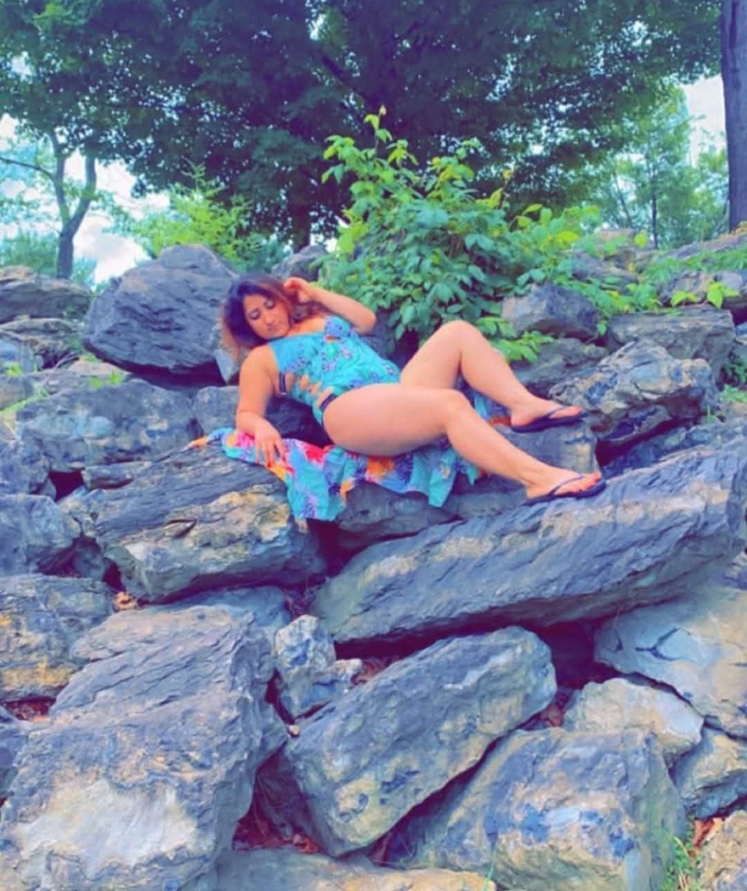 Mamma messicana attraente 12