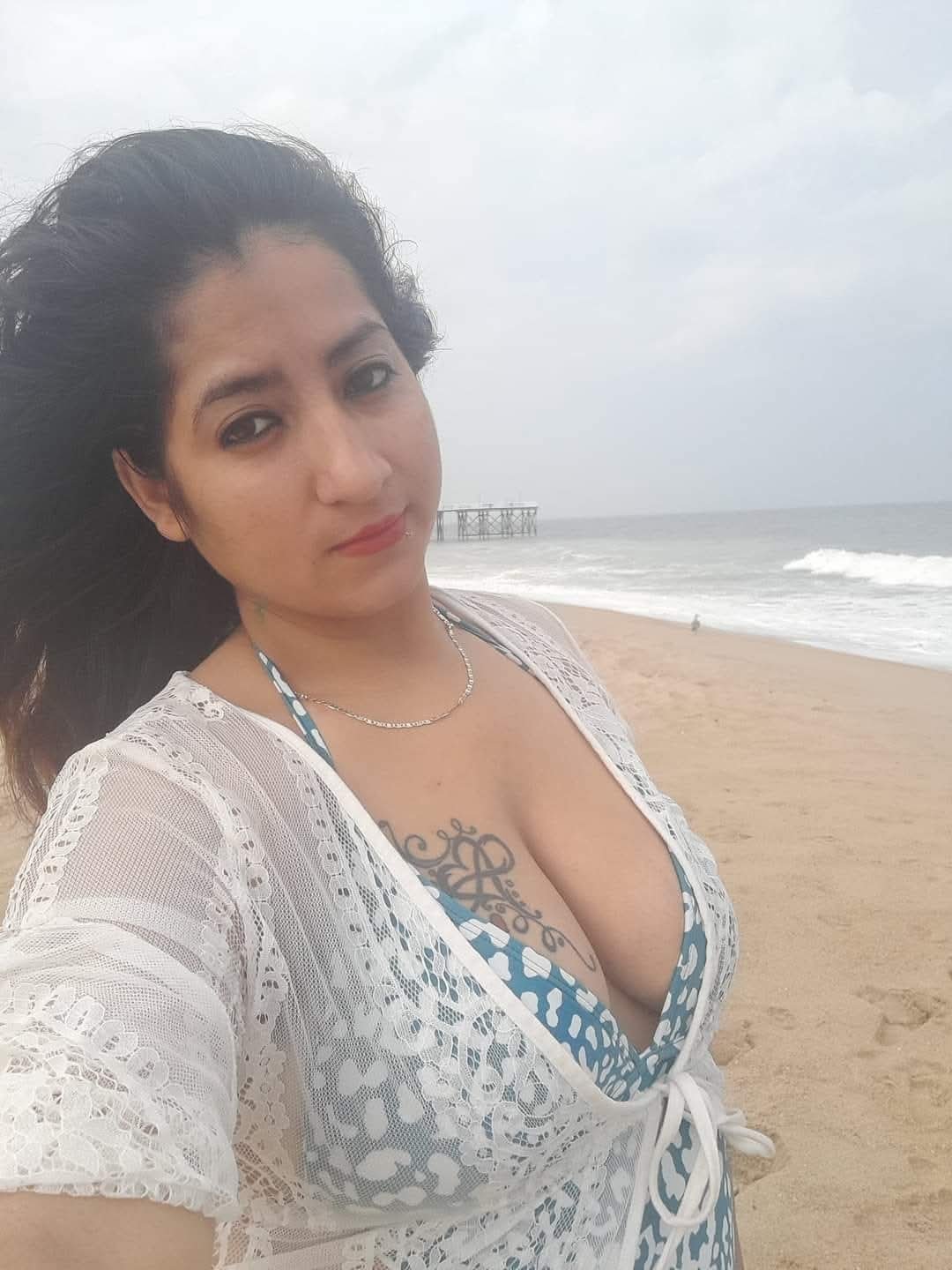 Mamma messicana attraente 24