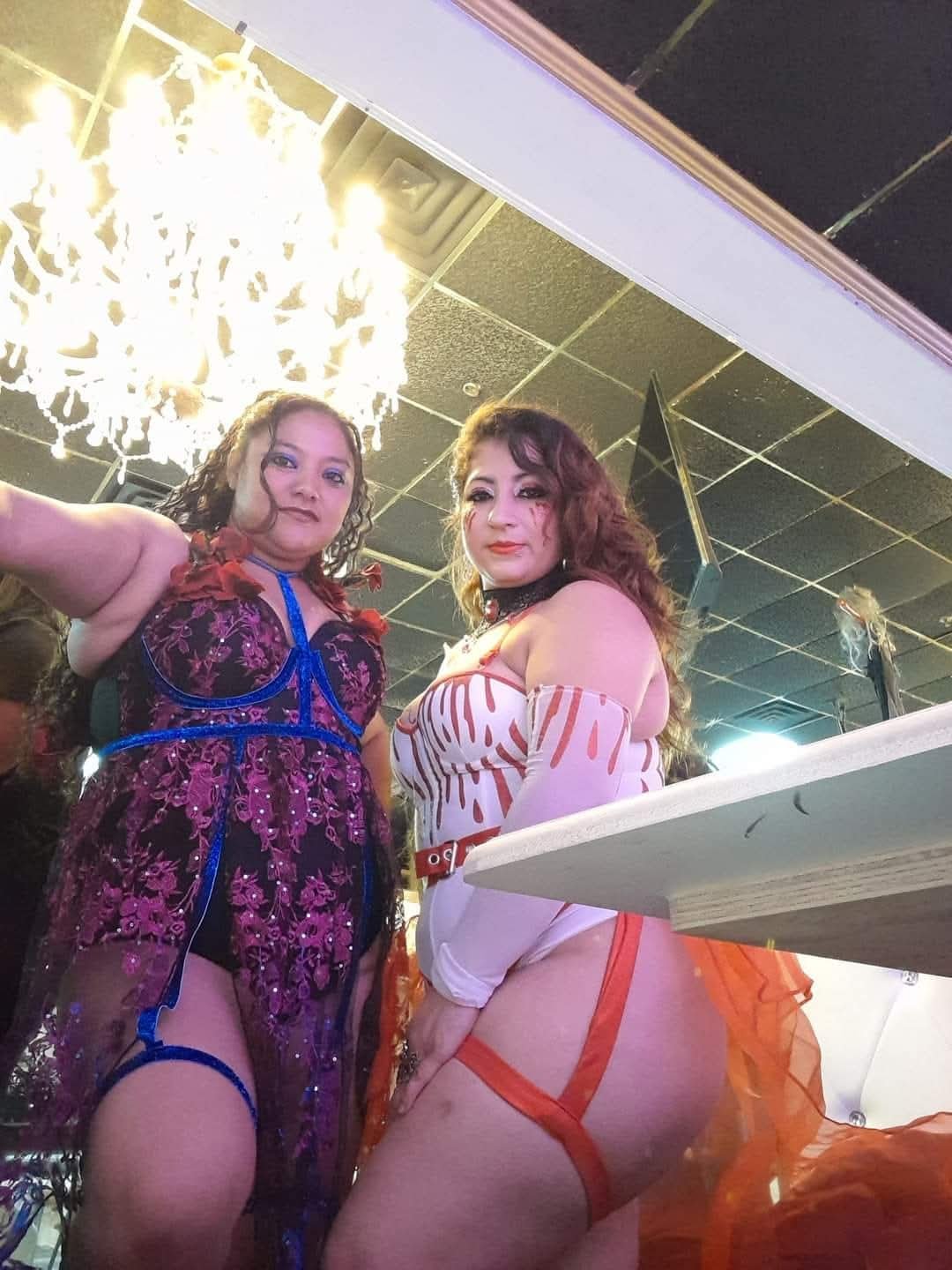 Mamma messicana attraente 36