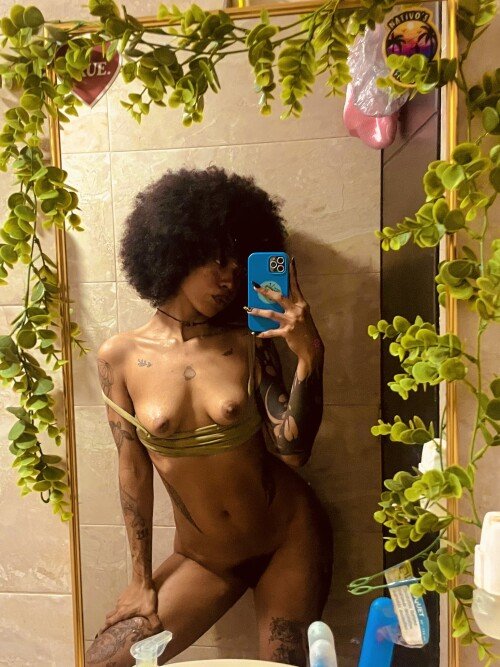 Cutie Ebony Goddess Showing Off Her Curves 27