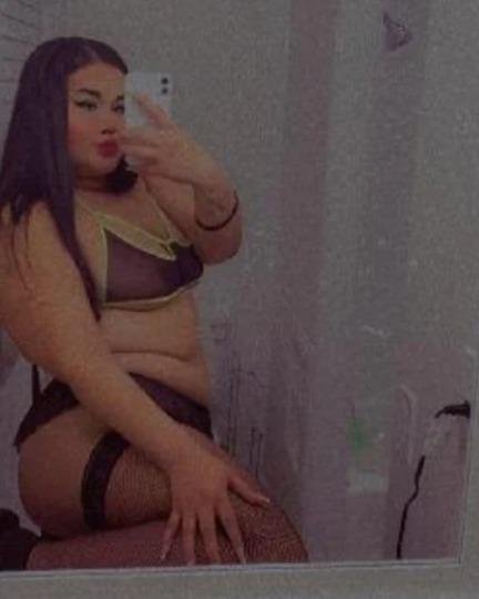 23 anos, acompanhante BFW na moda em Richmond e arredores 26