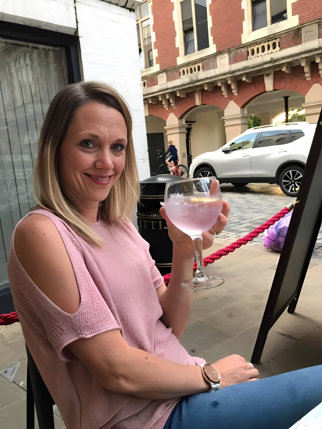 キャリーズ・スラッティー・ボディ・レディー・トゥ・ビー・テイムド 3