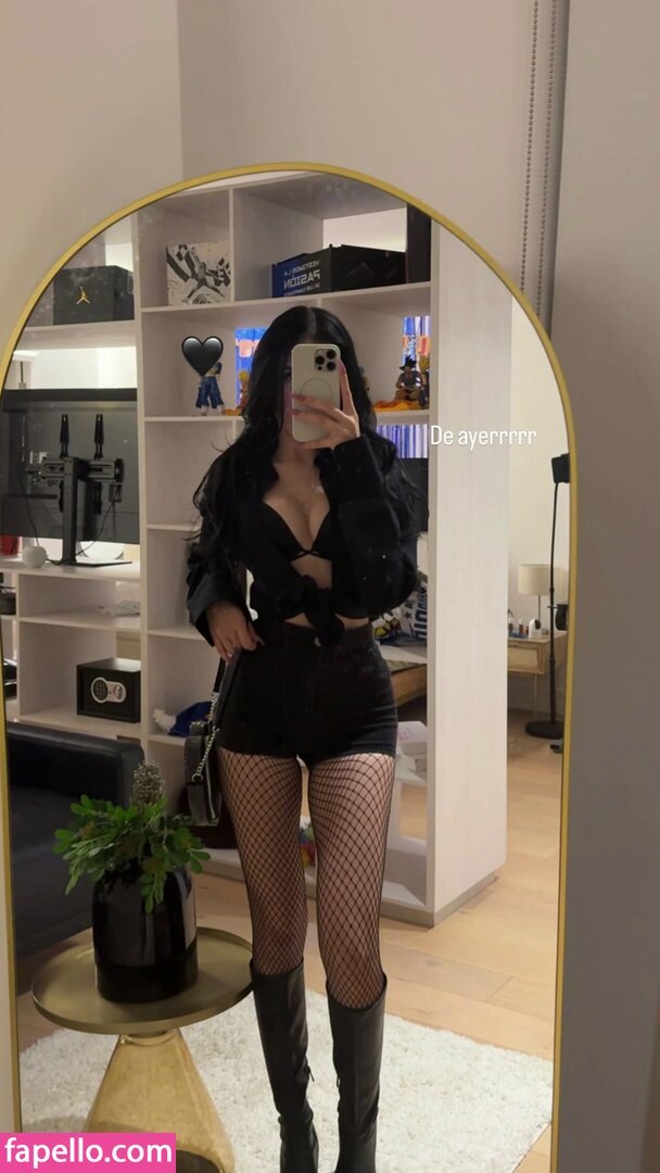 mariana grimaldi 🥵🤤 8