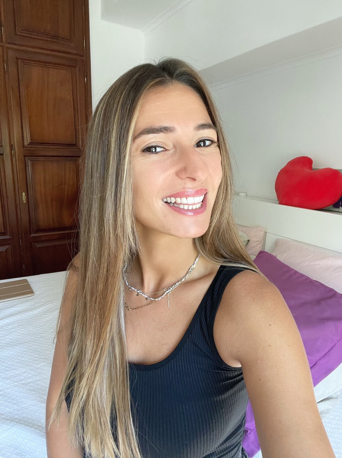 リータズ・ノーティー・セルフィーズ・ベッギング・フォア・ユア・タッチ 6