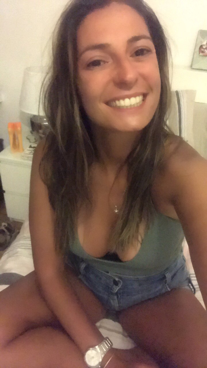 リータズ・ノーティー・セルフィーズ・ベッギング・フォア・ユア・タッチ 31