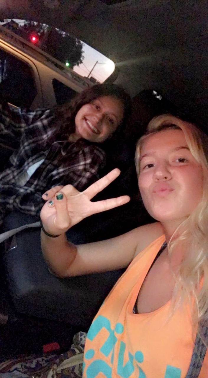 レベカズ・ダーティー・リトル・シークレッツ・イン・セルフィーズ 17