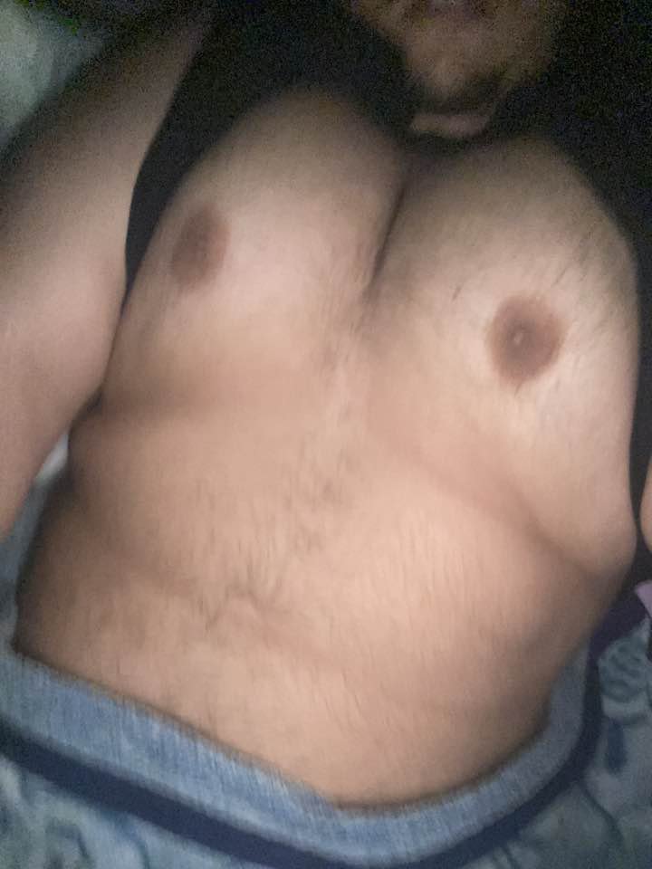 Arab Buddy Shows Off His Hot Milf Mom — Kik Inside 10