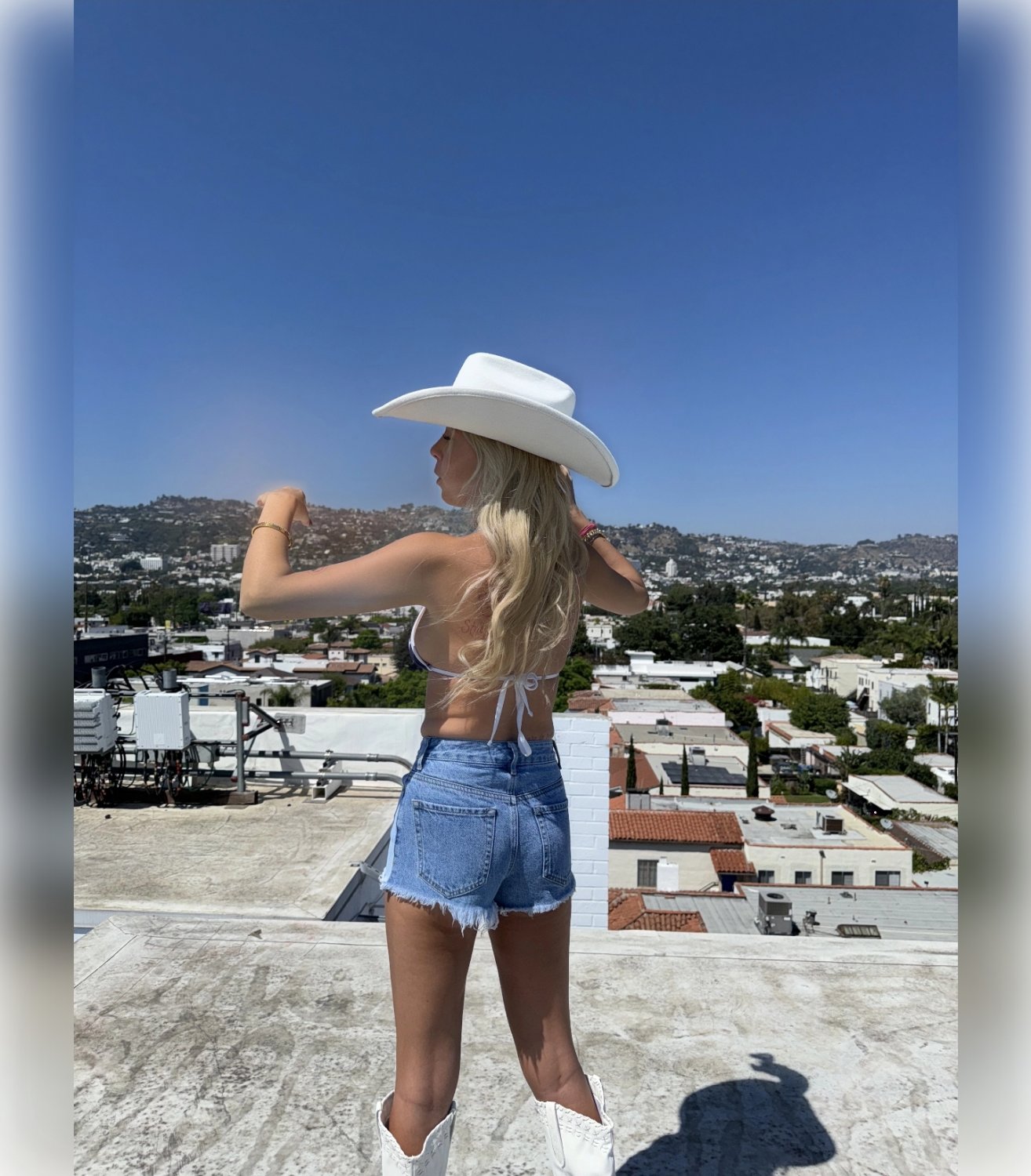 Hailey Welch Bilder + Füße & Sohlen + Hawk Tuah 15