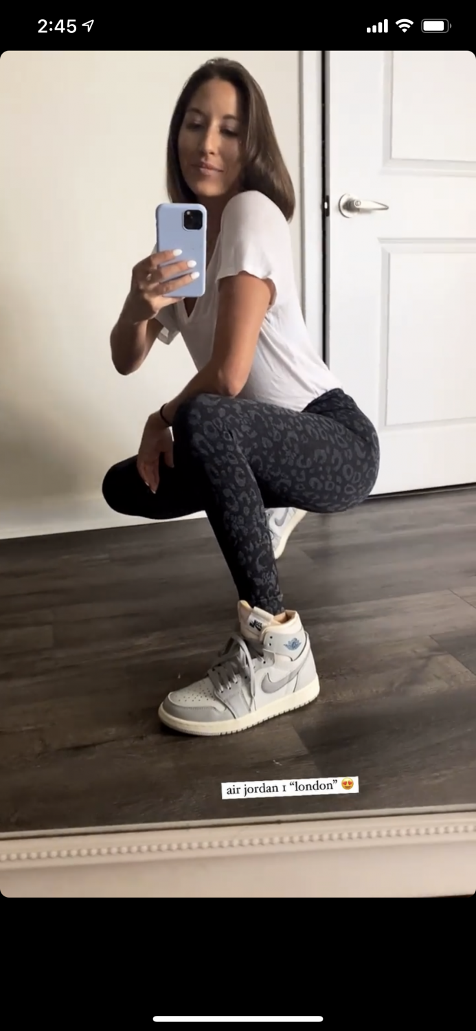 ミルフ・キャプチャード・イン・ハー・ノーティー・ホームメイド・アドベンチャーズ 28