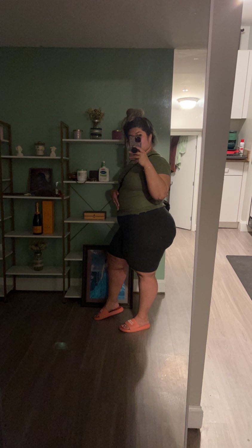 Curvy Japanese BBW Rocking That Big Round Ass 8