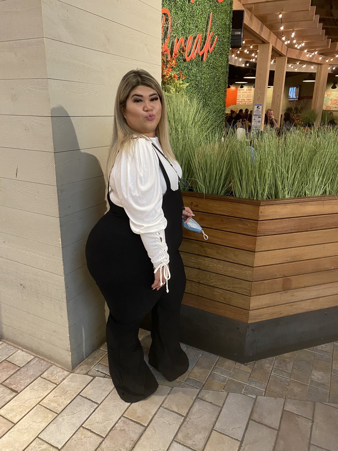 Curvy Japanese BBW Rocking That Big Round Ass 9