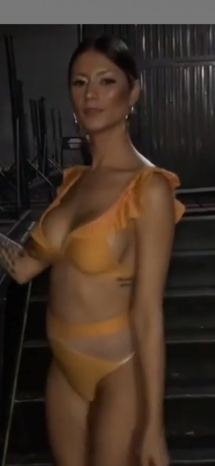 Hevelin Lopez Teasing Her Sweet Body for You 86