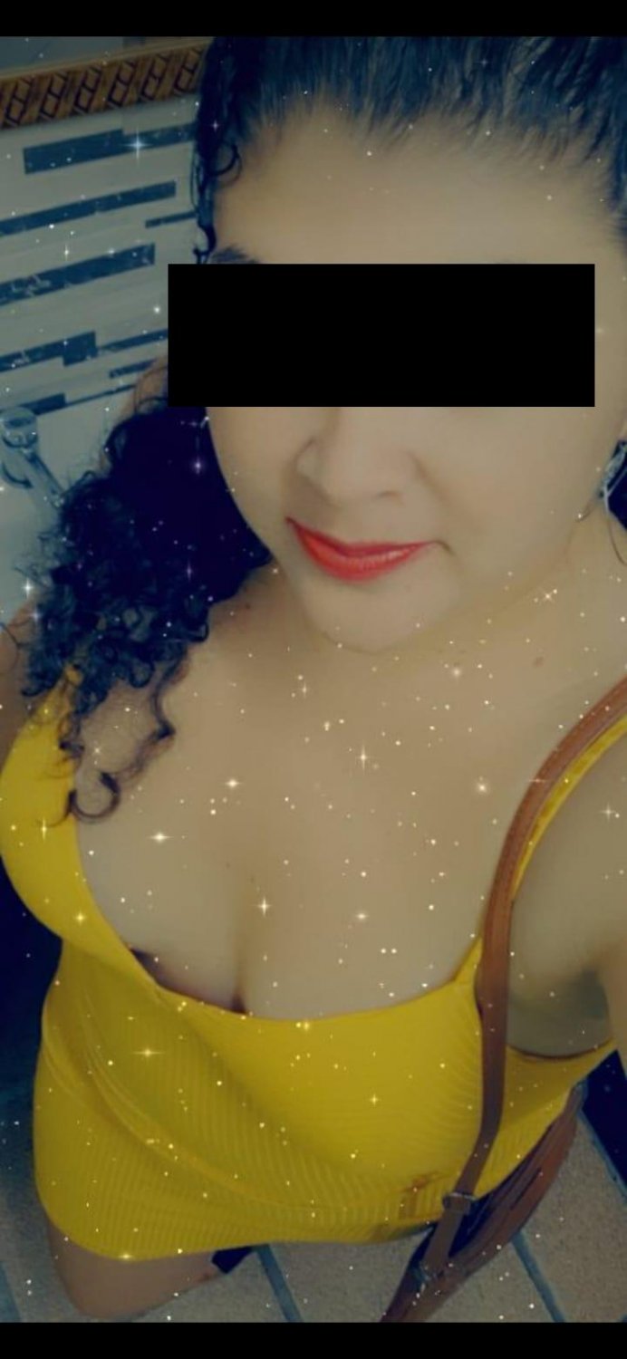 Chubby Cutie From Ubatuba Showing Off Her Sweet Curves 2