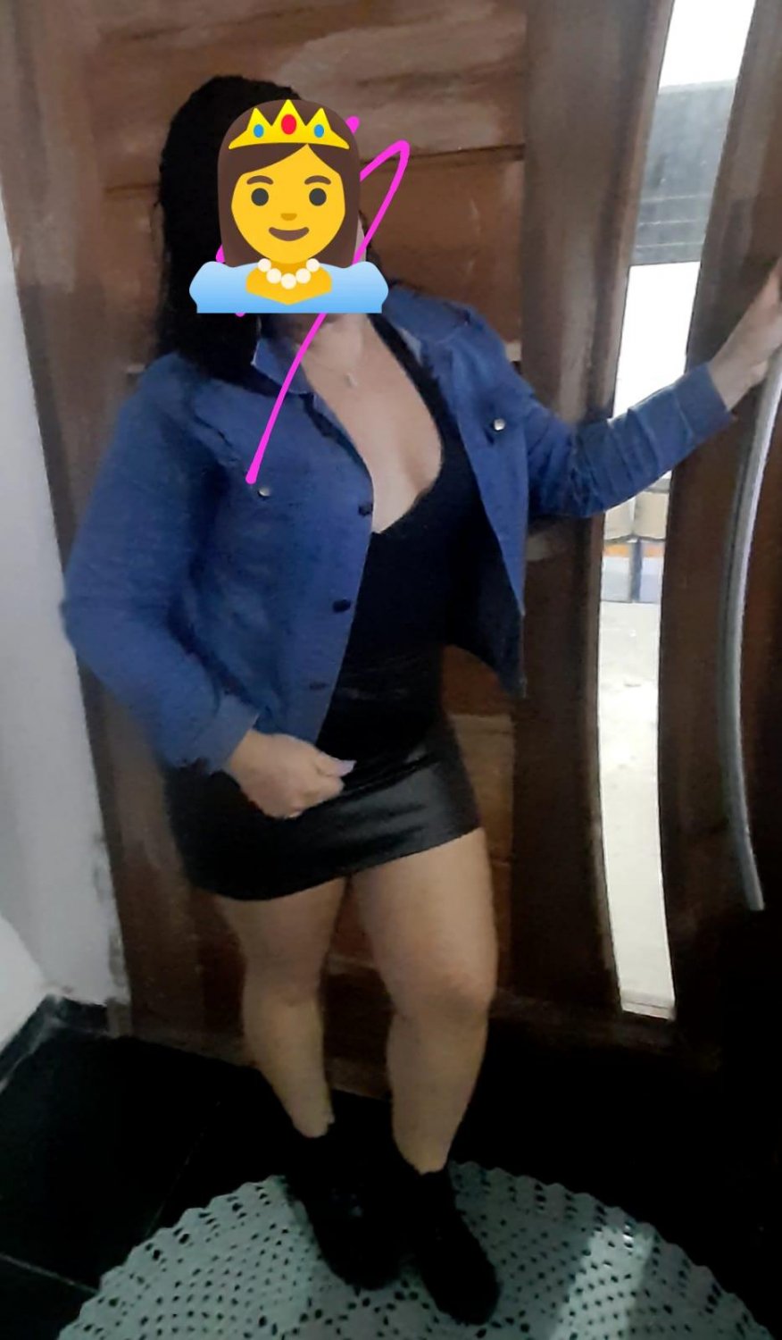 Chubby Cutie From Ubatuba Showing Off Her Sweet Curves 8