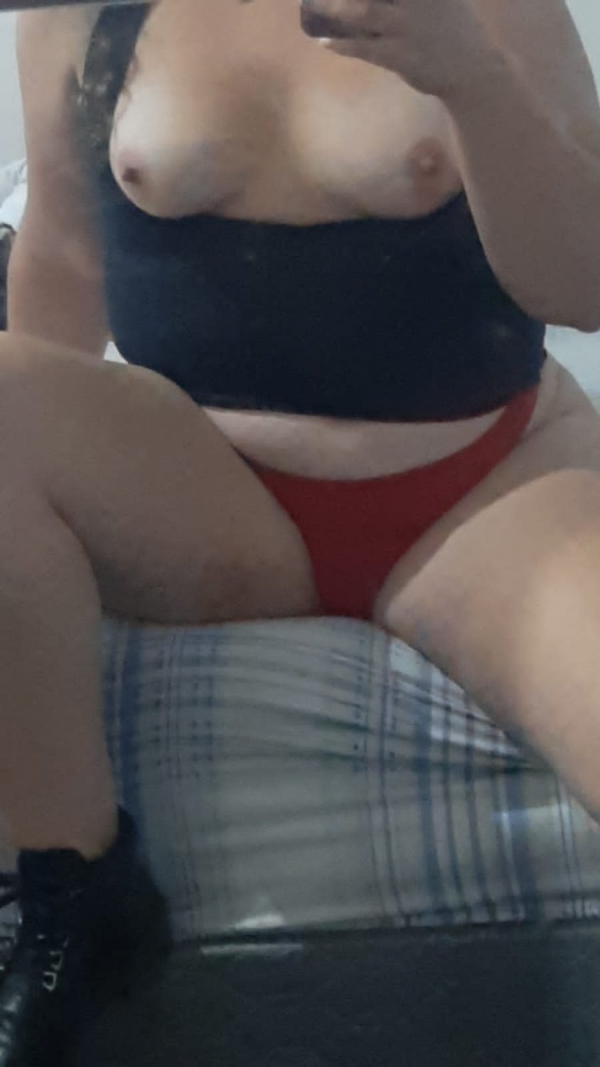 Chubby Cutie From Ubatuba Showing Off Her Sweet Curves 19