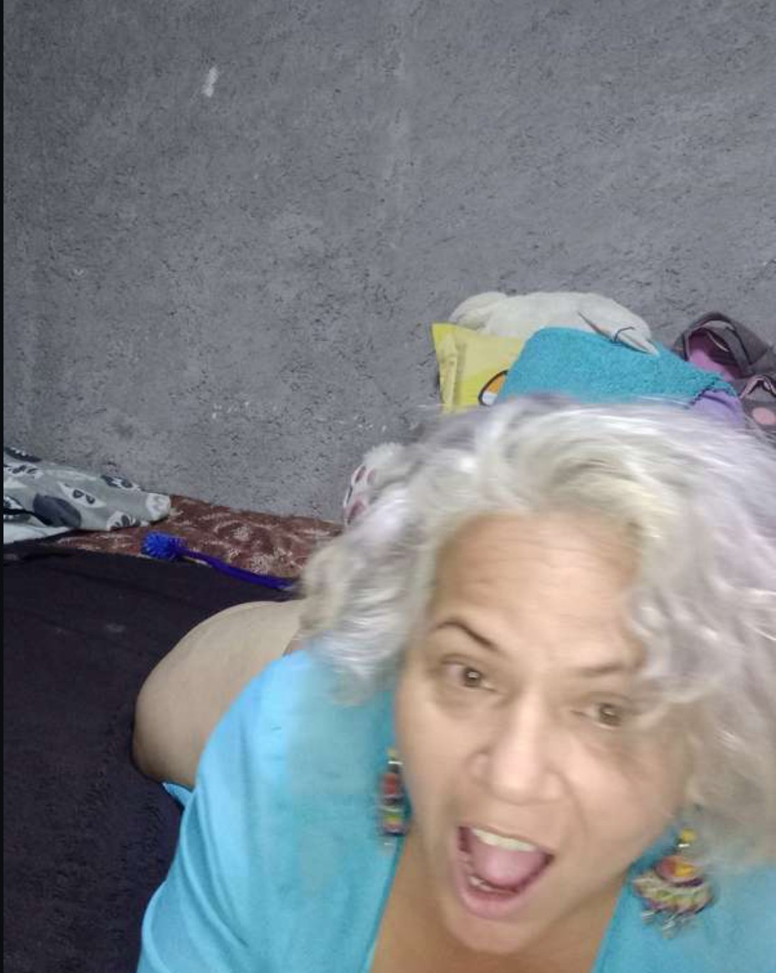 babcia ma dziurę! 1