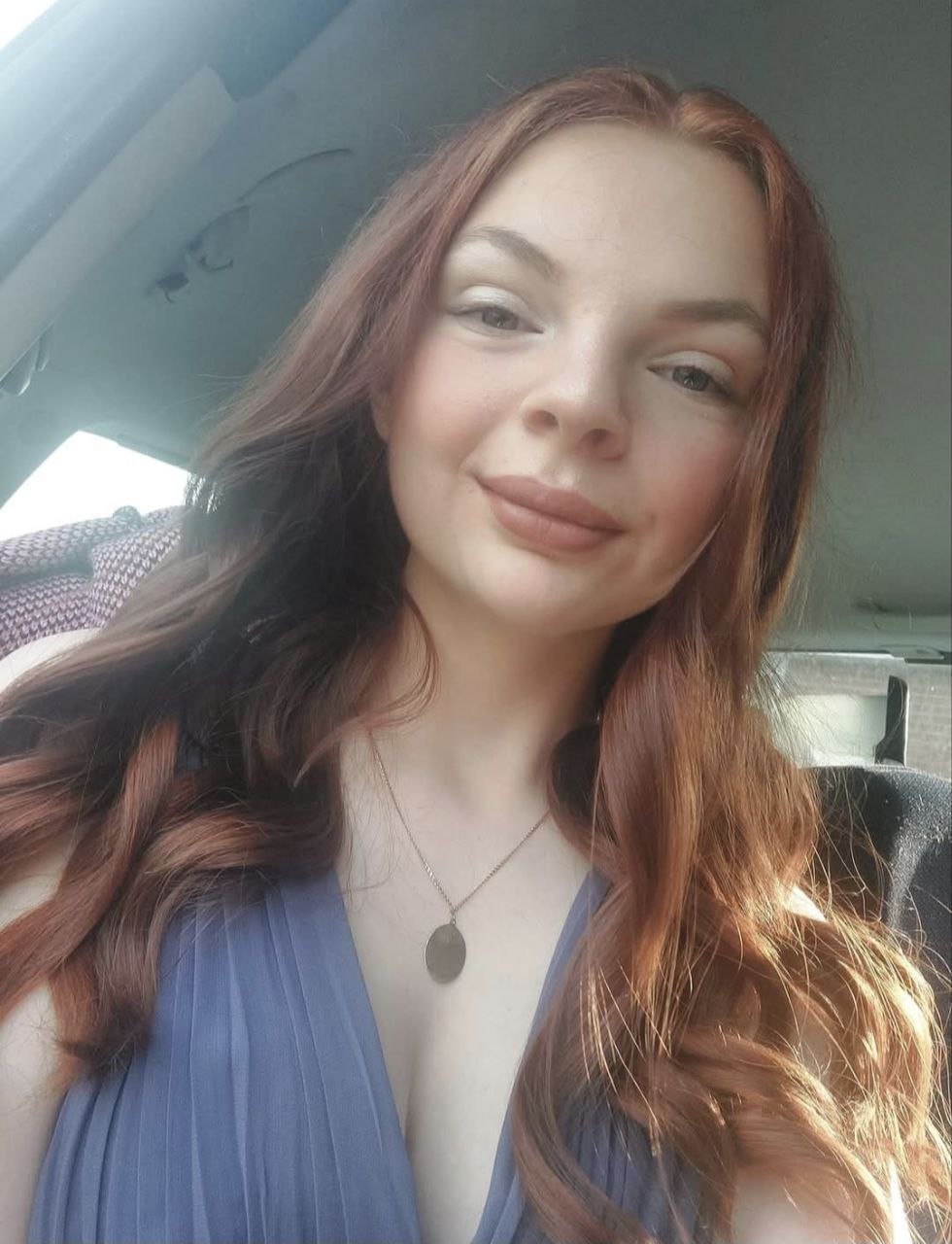 Georgie's Hot 23-Year-Old Body Craving for a BBC 7