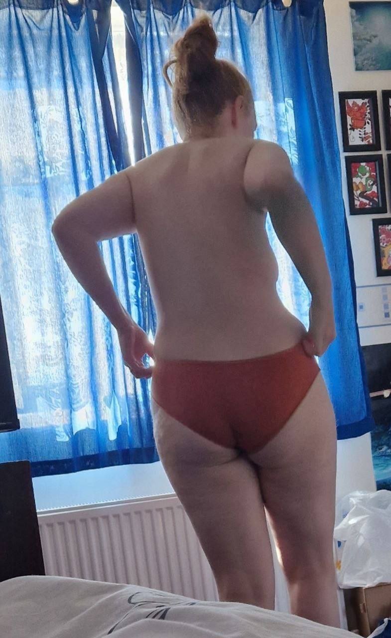 Georgie's Hot 23-Year-Old Body Craving for a BBC 12