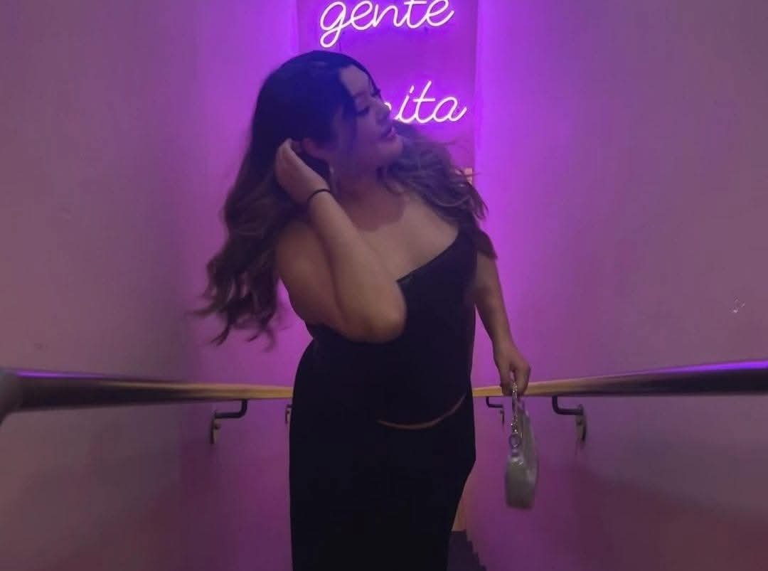 Awesome Natural blonde 1