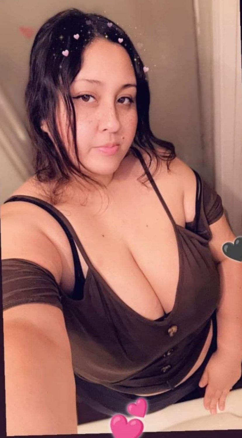 サルトリー・メキシカーナ・BBWショウズ・オフ・ハー・カーブス 5