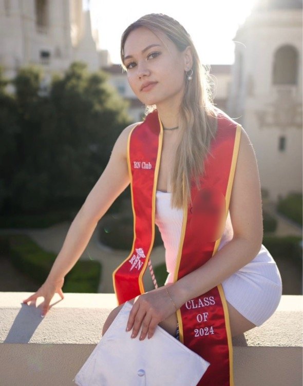 ホワイト・カッドリー・ナース・焦らすイング・ユー・イン・ハー・タイニー・ビキニ 1