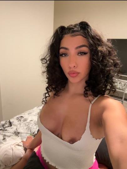 Busty Mexican Escort Ready for Your Cravings 2