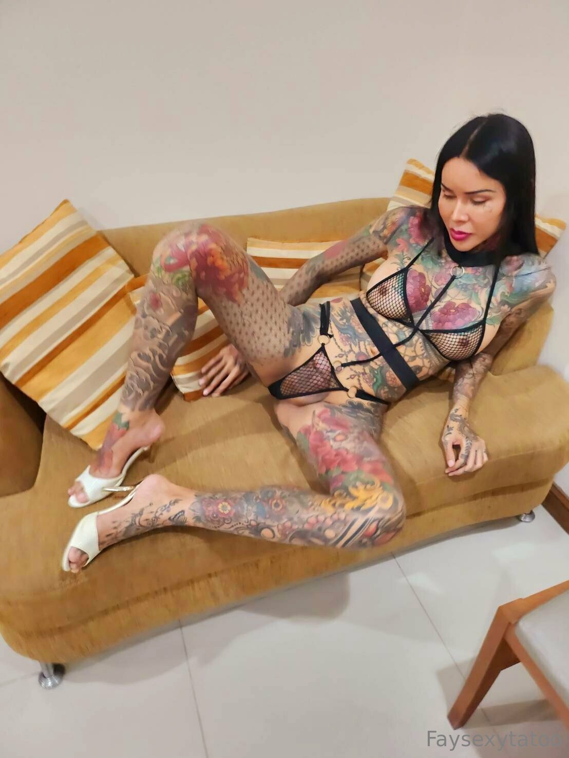 Fay Sexy Tattoo Unleashes Her Wettest and Wildest Moments 10